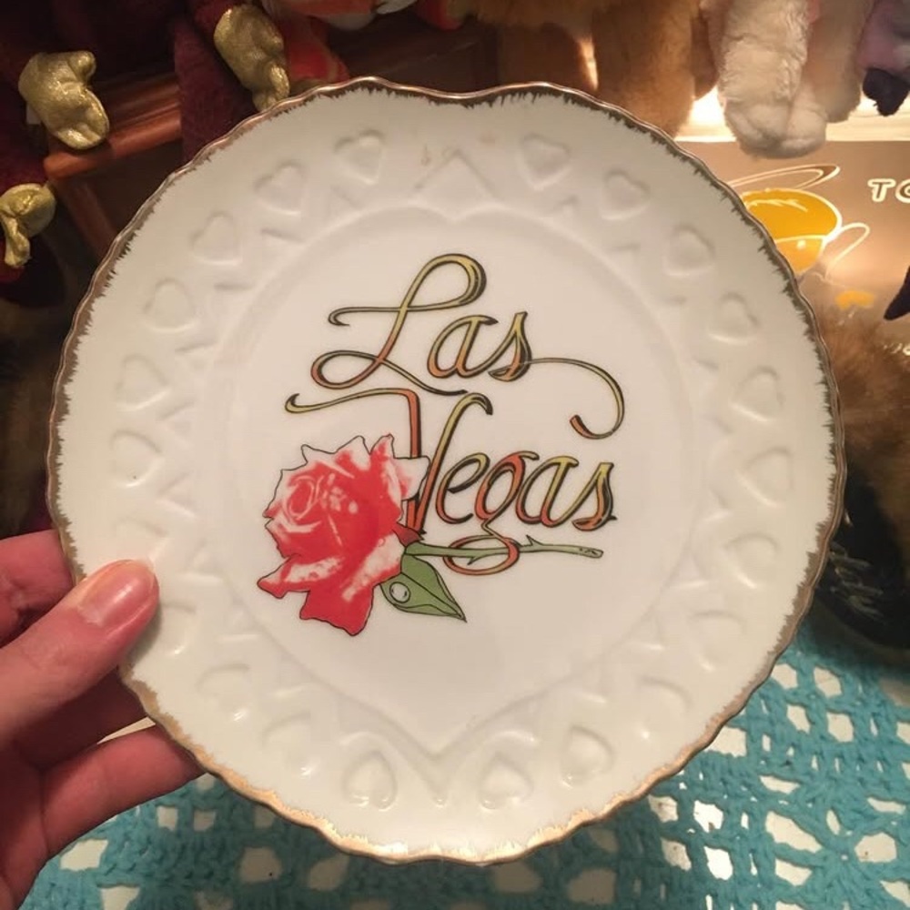 Vintage Las V E G A S Plate